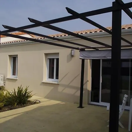 Holiday Rue Hugo Pratt Σπίτι διακοπών